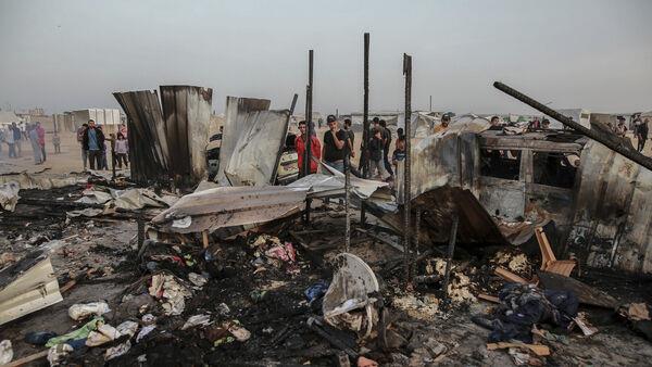 Tanks reach Rafah's centre as Israel presses assault